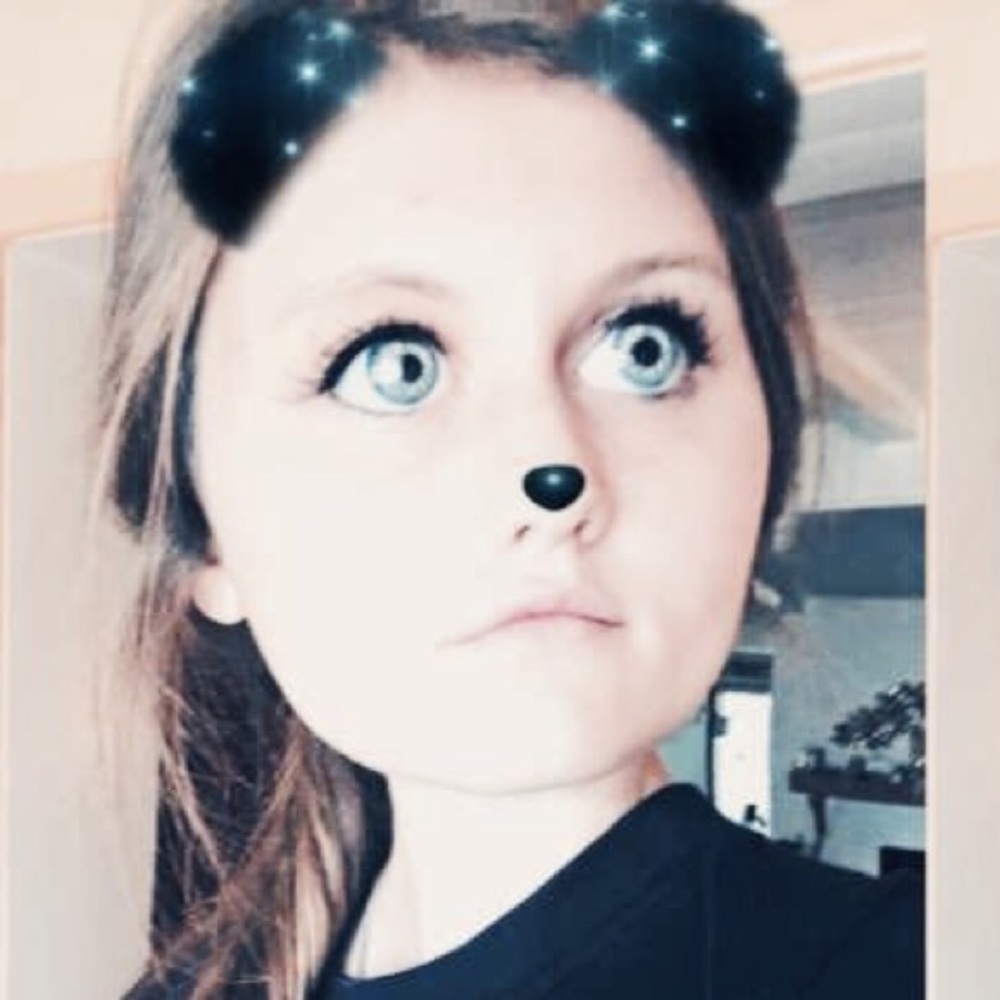 Meet your Posher, Ari